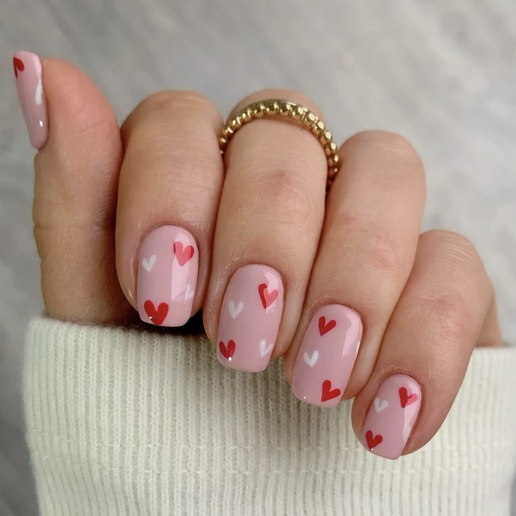 Heart French Press-On Nails - thumbnail 2